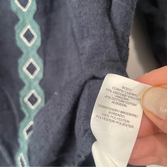 Lucky Brand navy peasant bohemian embroidered top size large - Picture 5 of 8